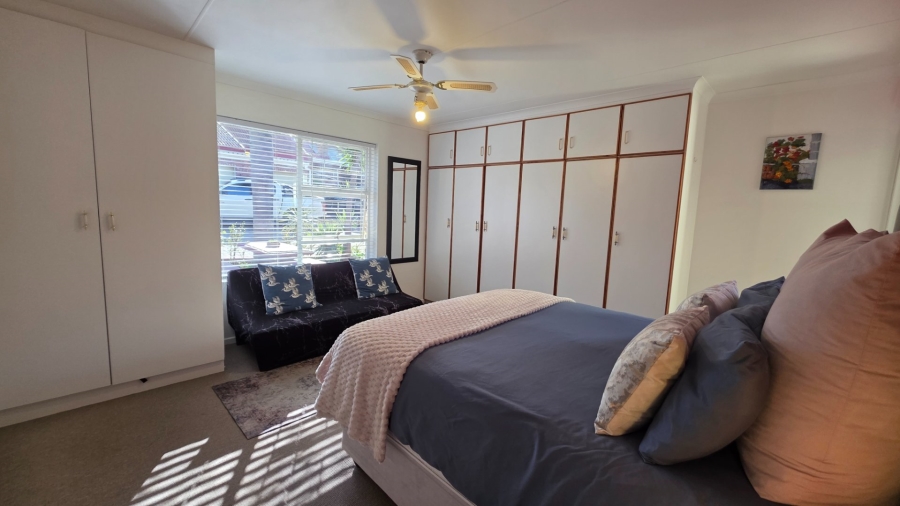 3 Bedroom Property for Sale in Hartenbos Central Western Cape